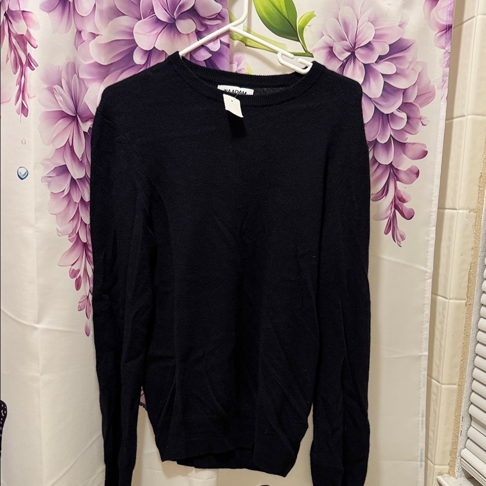 NAADAM Men's Classic Black Crewneck Sweater